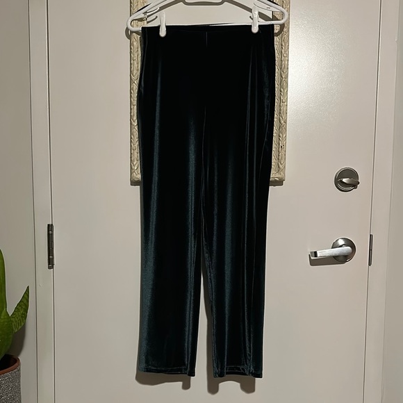 ANNE KLEIN | Velour Elegant Forest Green Velvet Pants - Picture 1 of 10